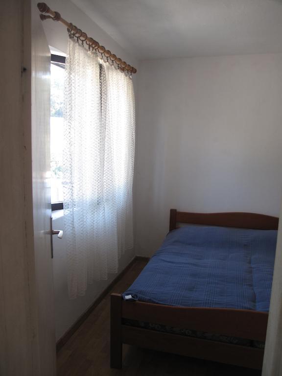 Apartments Zuvela Korcula Town Room photo